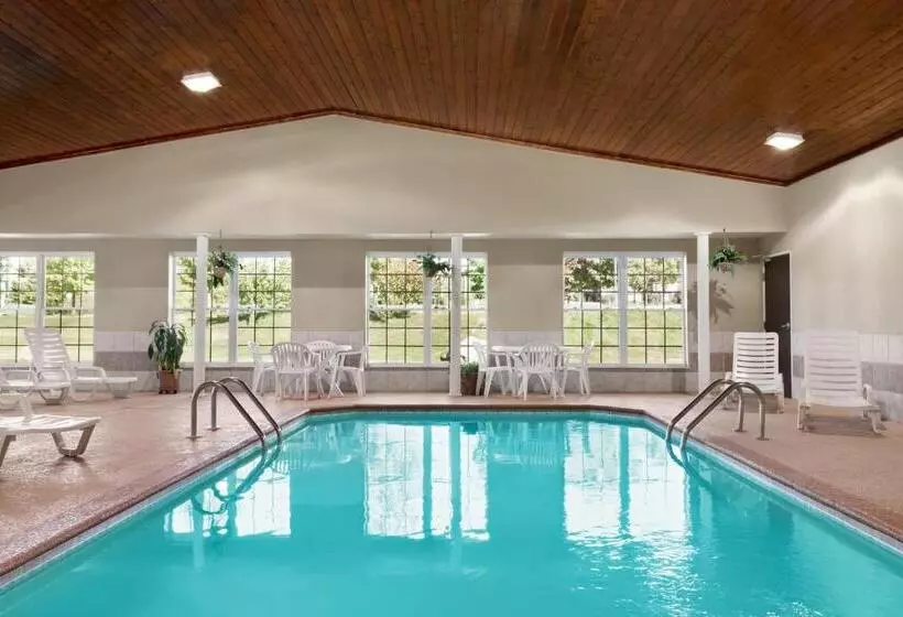 ホテル Ramada By Wyndham Elizabethtown