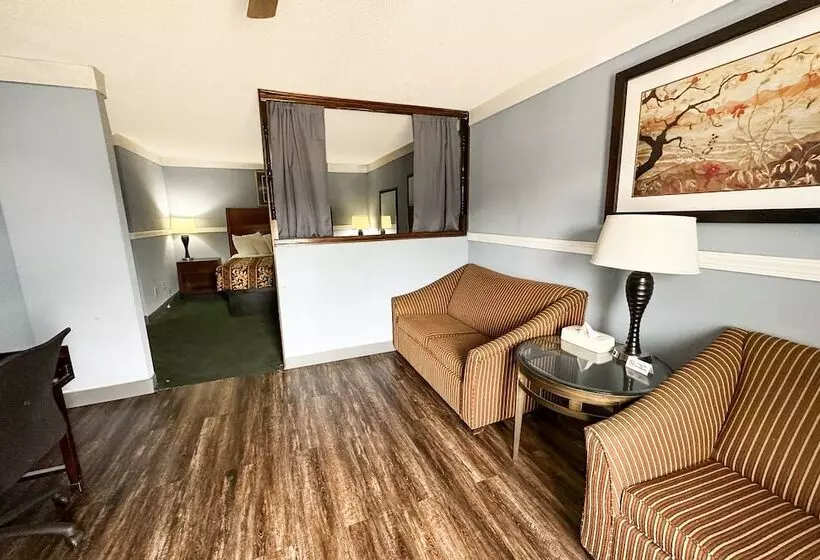 ホテル Executive Inn Ridgeway I 77