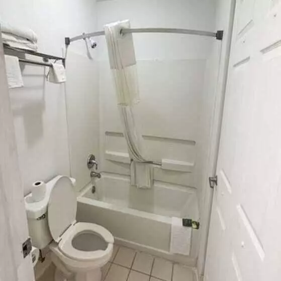 ホテル Executive Inn Ridgeway I 77