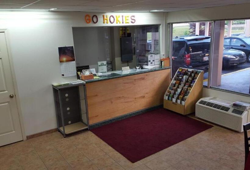 فندق Red Carpet Inn  Blacksburg