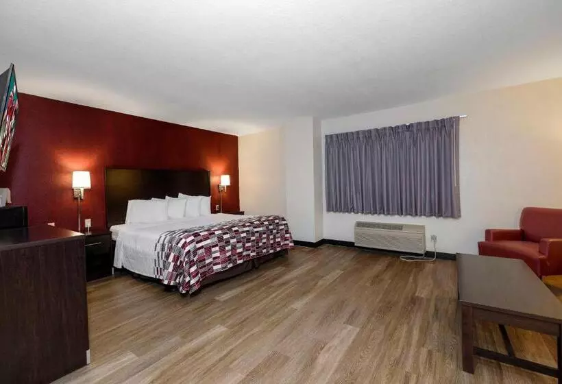 فندق Red Roof Inn Holton