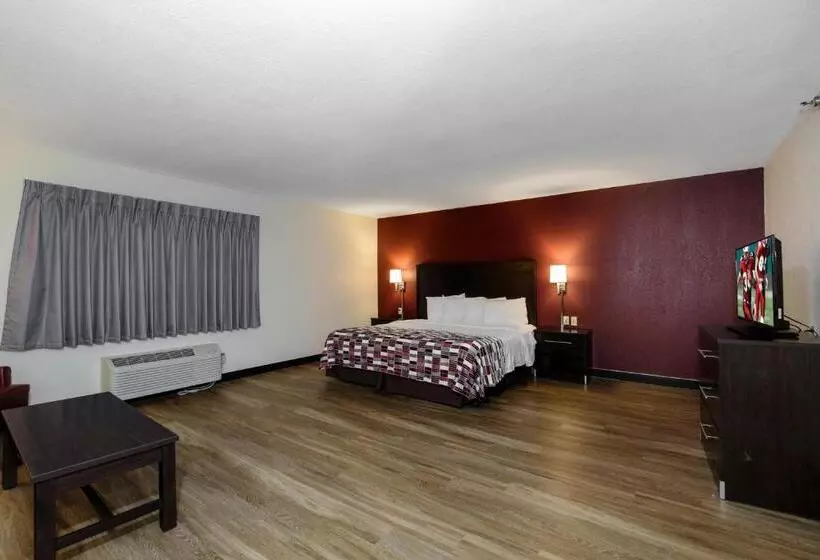 فندق Red Roof Inn Holton