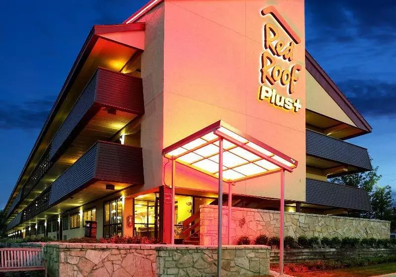 Отель Red Roof Inn Plus+ Baltimore North Timonium
