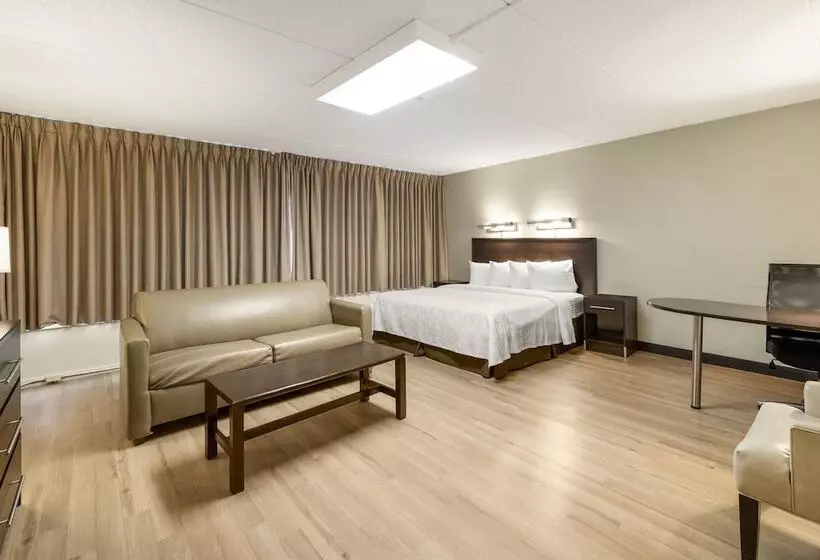 ホテル Red Roof Inn Plus+ Boston   Woburn/ Burlington