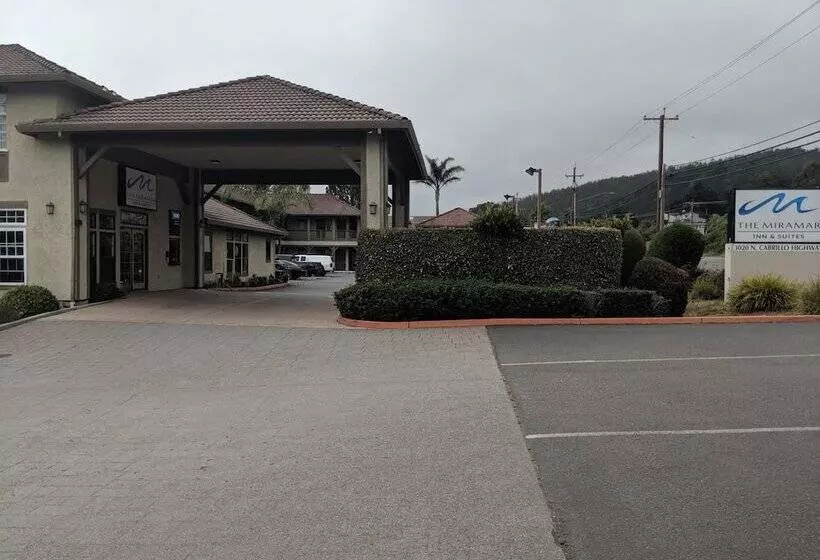 酒店 The Miramar Inn