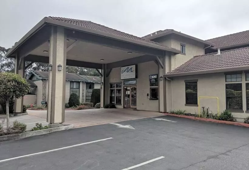 酒店 The Miramar Inn