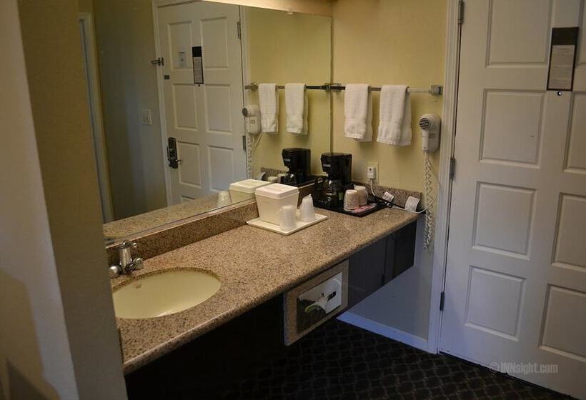 فندق The Miramar Inn