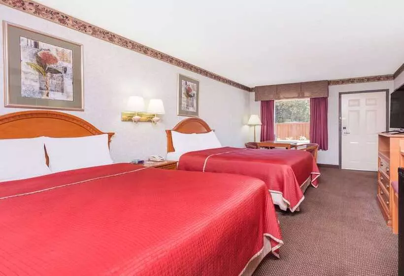 호텔 Travelodge By Wyndham Chattanooga/hamilton Place