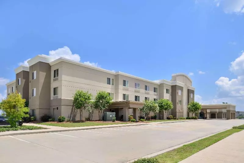 Vue, Ascend Hotel Collection