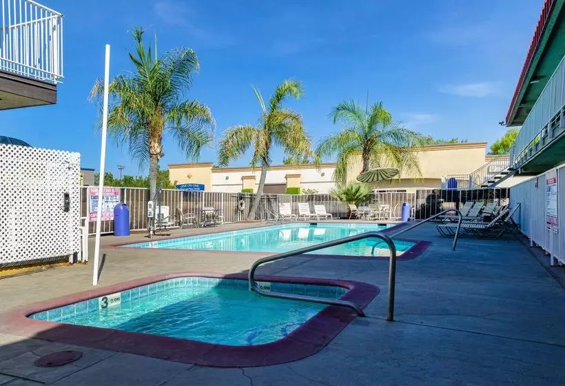 Motel 6 Fresno, Ca   Yosemite Hwy