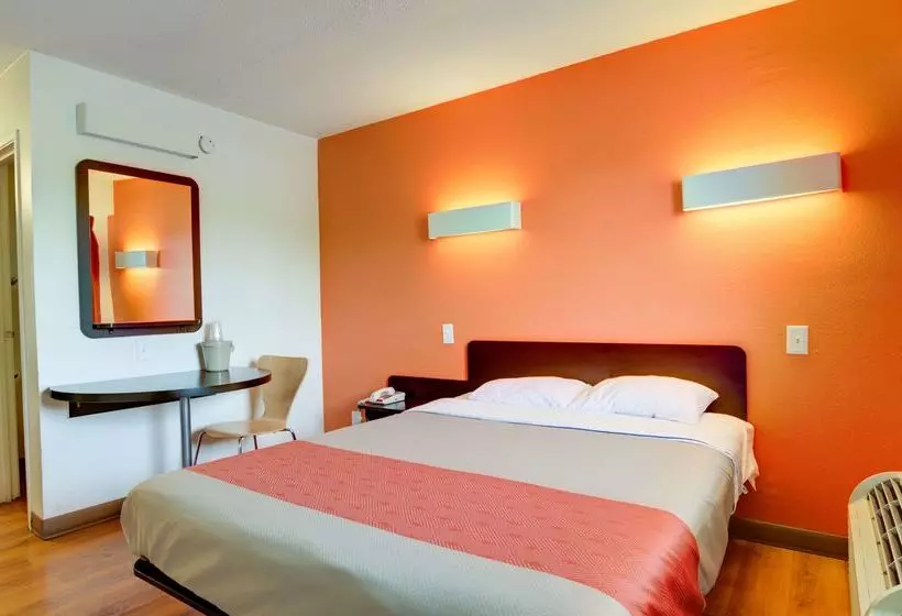 Motel 6 Kansas City, Mo