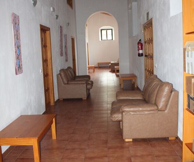 Albergue Camino De Santiago   Hostel