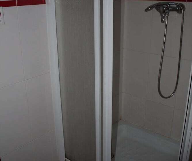 Albergue Camino De Santiago   Hostel