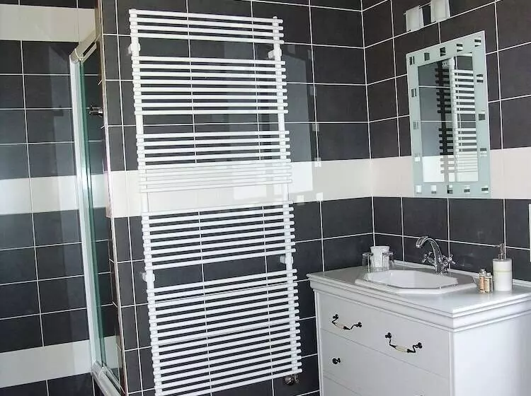 ベッドアンドブレックファースト Le Buala Maison D Hôtes