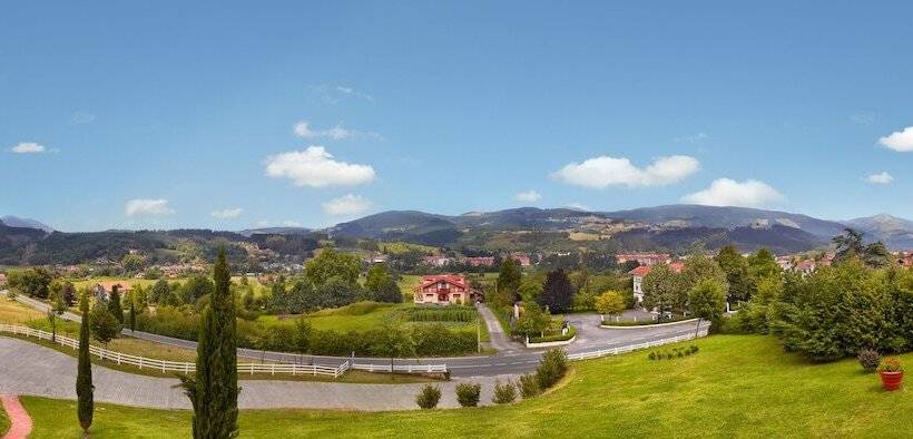 فندق Ibarra Zalla