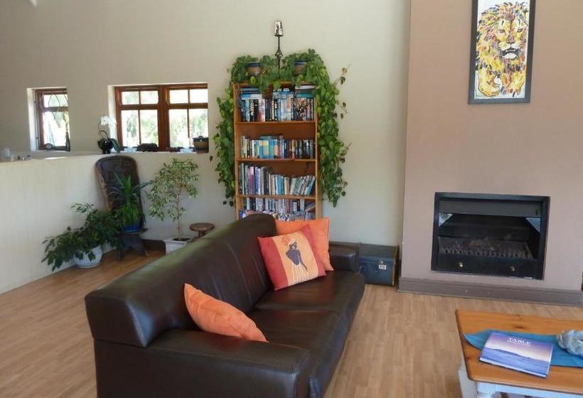 بنسيون Epic Guest House