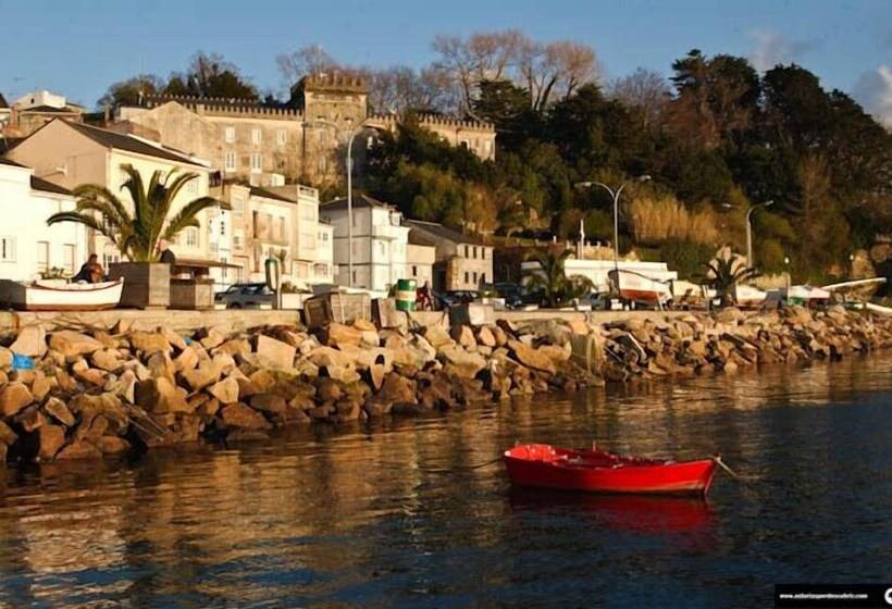 The Old Palace Tower / La Torre Del Palación