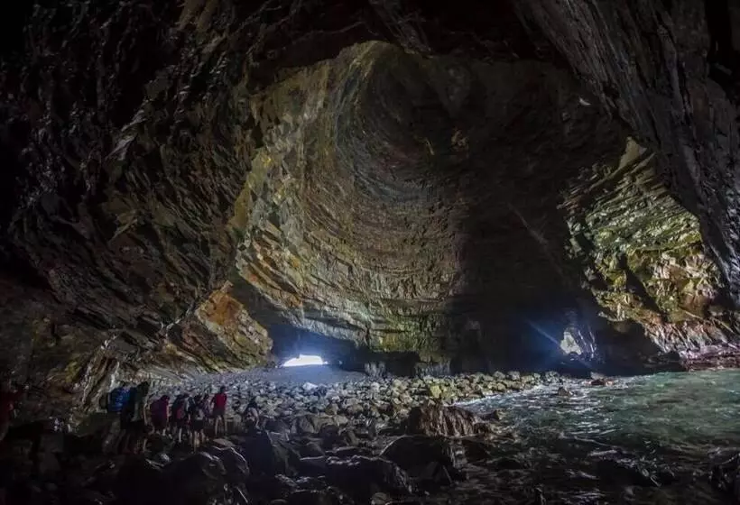 The Old Palace Tower / La Torre Del Palación