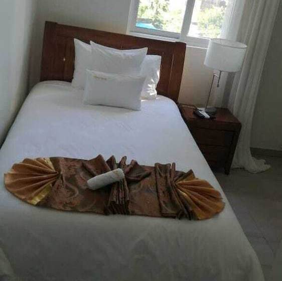 تختخواب و صبحانه Villa Luiza Boutique