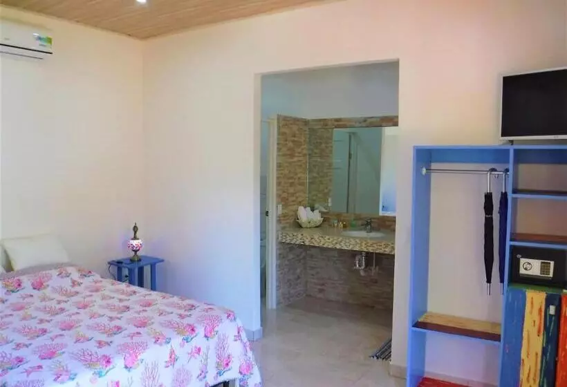 Hotelli Coco Beach Village