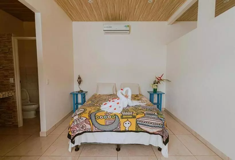 Hotelli Coco Beach Village