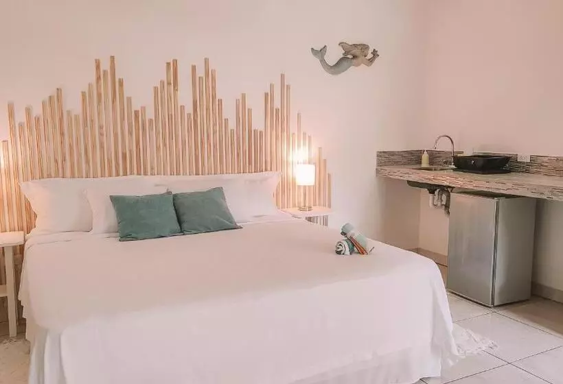 Hotelli Coco Beach Village