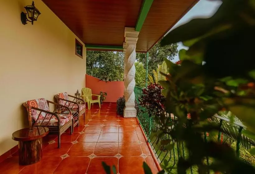 Hotelli Coco Beach Village