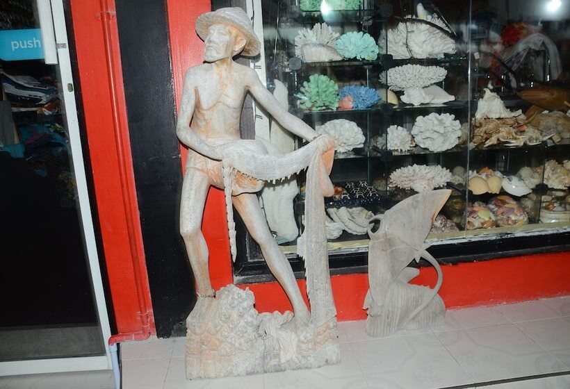 هتل Cornerstay At Dhangethi