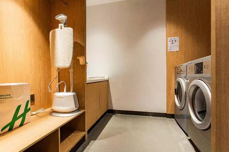 ホテル Holiday Inn Express Jiangmen Jianghai By Ihg