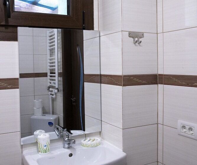 بنسيون David's Private House