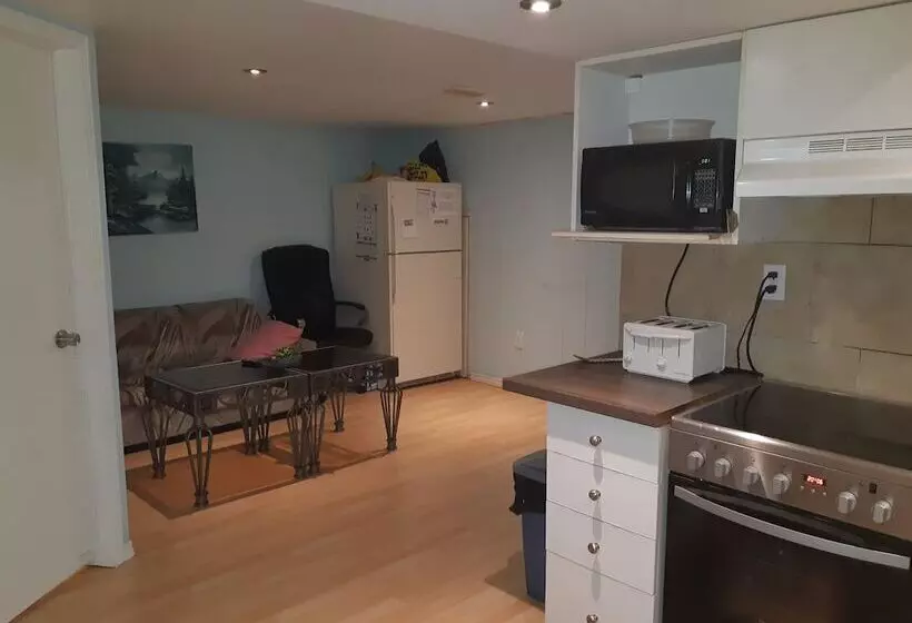 Majatalo Mcmaster Accommodations