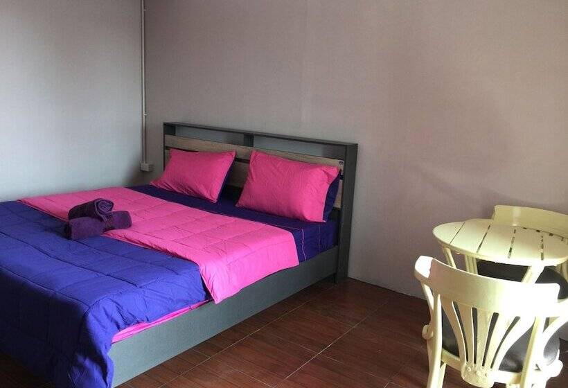 پانسیون Smile Home Guesthouse