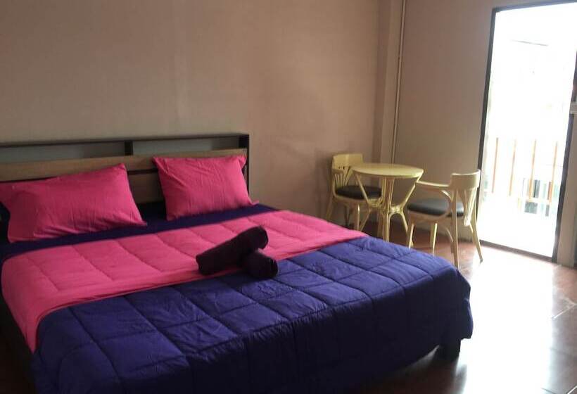 پانسیون Smile Home Guesthouse