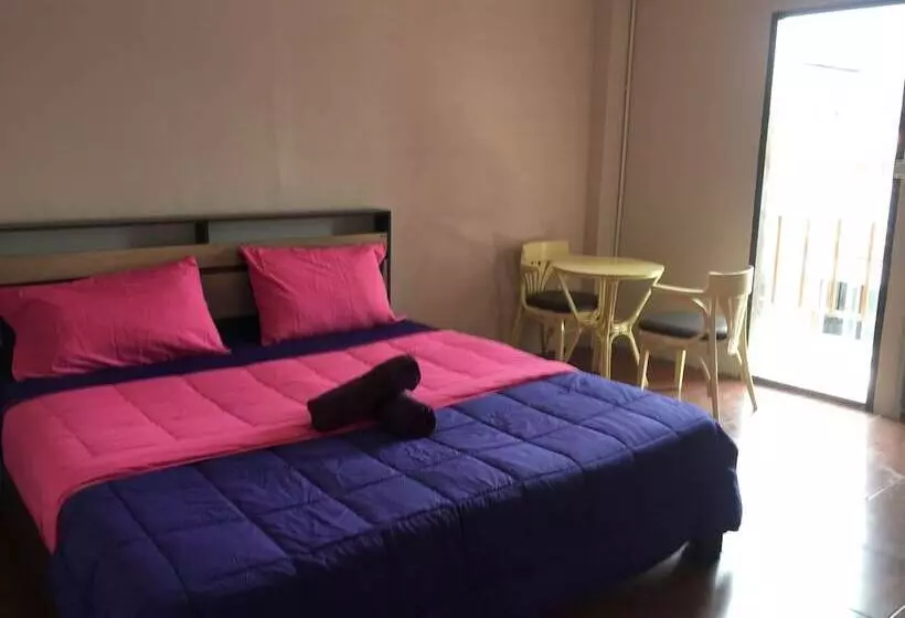 پانسیون Smile Home Guesthouse