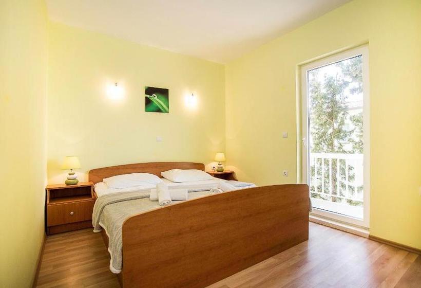 Apartments Krstičević