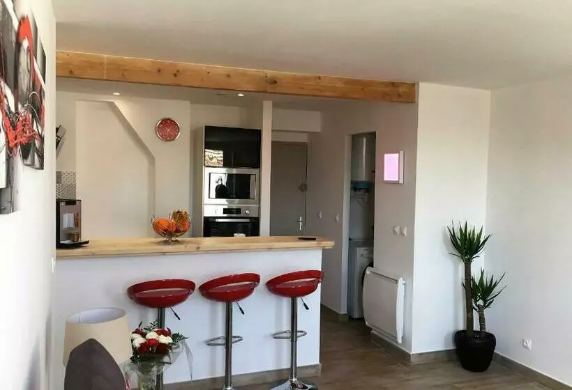 Cosy T2 Port De Toulon Stade Mayol Clim, Wifi Gratuit