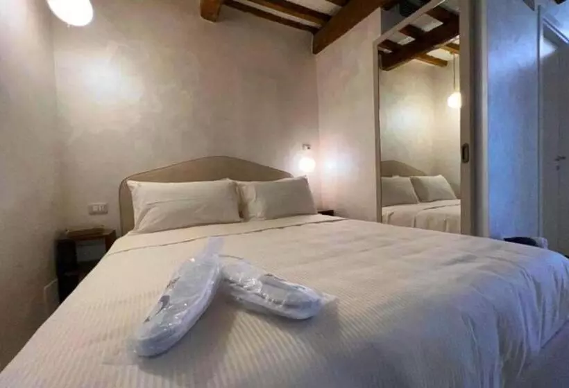 ベッドアンドブレックファースト Dimora Storica Lo Svevo