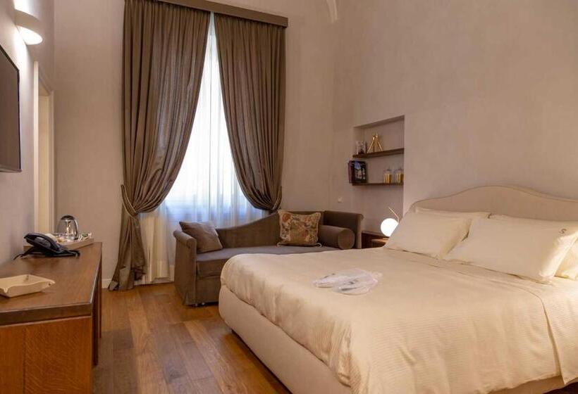 住宿加早餐  Dimora Storica Lo Svevo