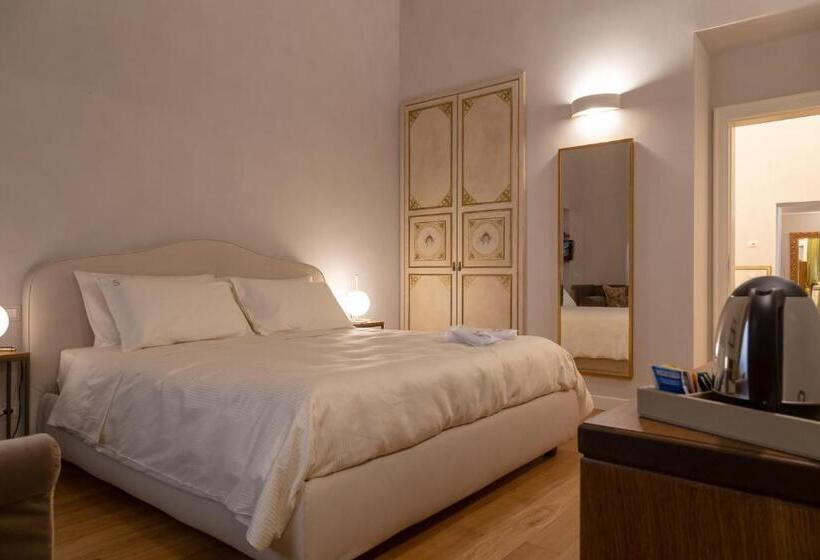 住宿加早餐  Dimora Storica Lo Svevo