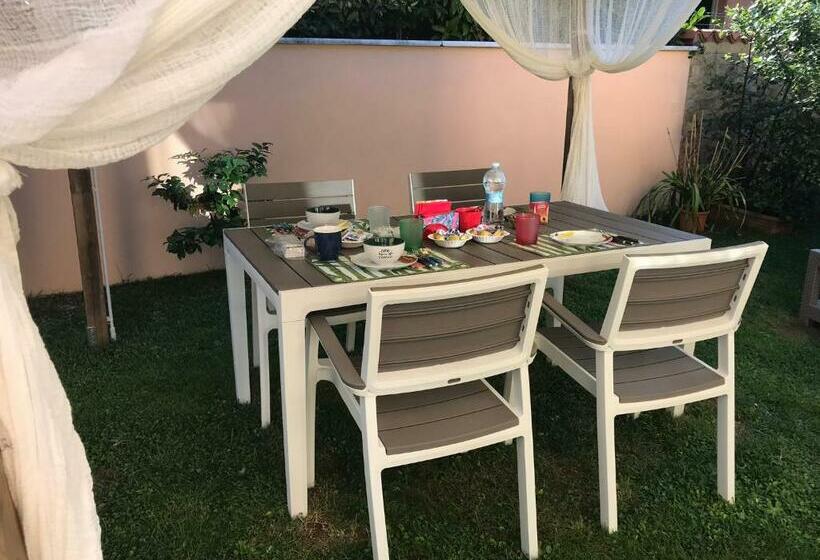 تختخواب و صبحانه Ohana Bed&breakfast