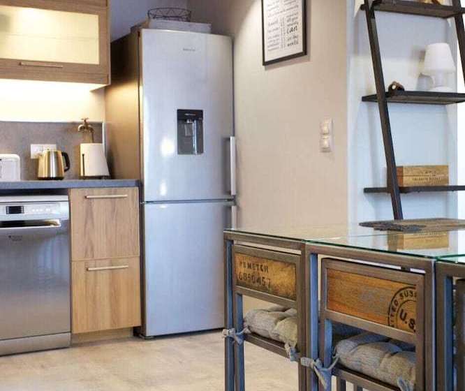 Chateau De Laforest Quidam