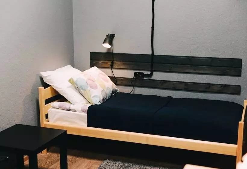 Good Night Rooms & Hostel