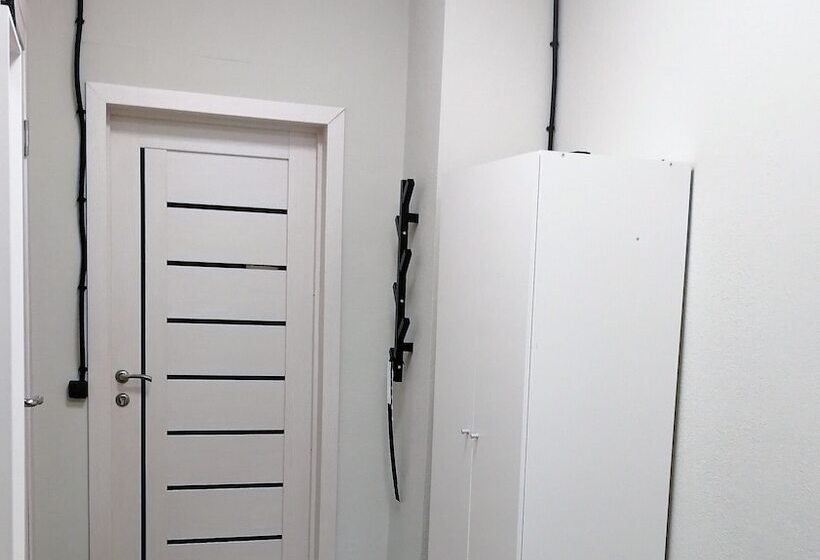 Good Night Rooms & Hostel