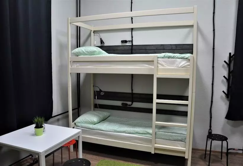 Good Night Rooms & Hostel