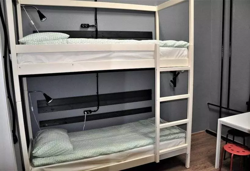 Good Night Rooms & Hostel