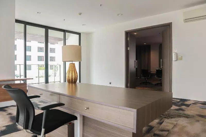 ホテル Mangkuluhur Residences By Lorin