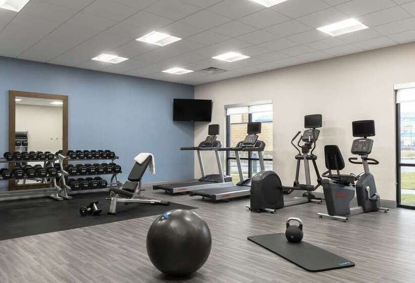 هتل Hampton Inn O Fallon