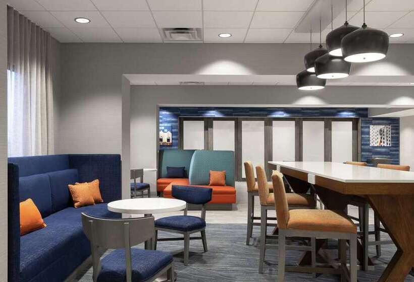 هتل Hampton Inn O Fallon