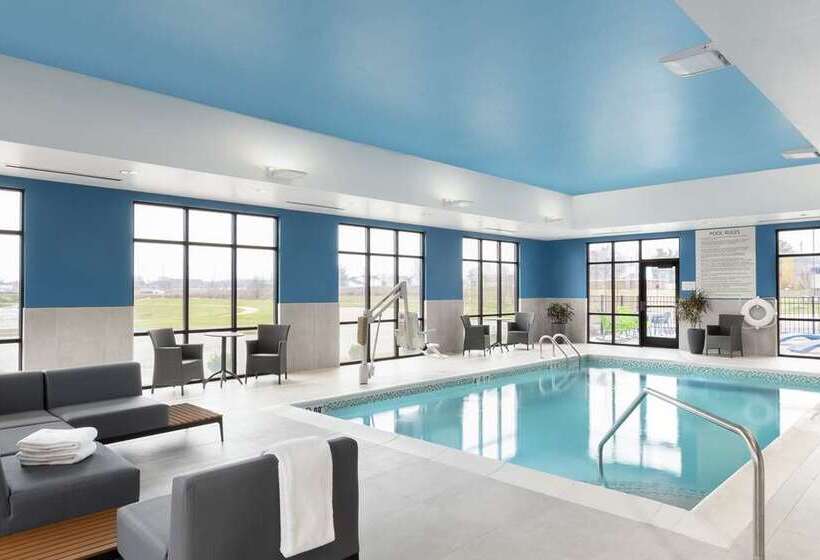 هتل Hampton Inn O Fallon