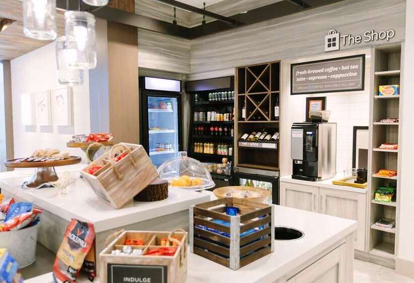 هتل Hilton Garden Inn Winter Park